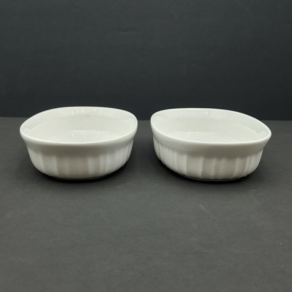 Corningware French White Ribbed Casseroles 15 Oz Oval Baker 24 Oz Round Baker - Picture 2 of 13